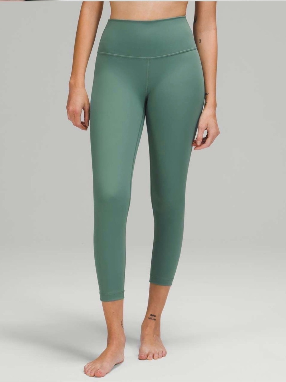 Lululemon Wunder Under High-Rise Crop 23” Leggings Size 6